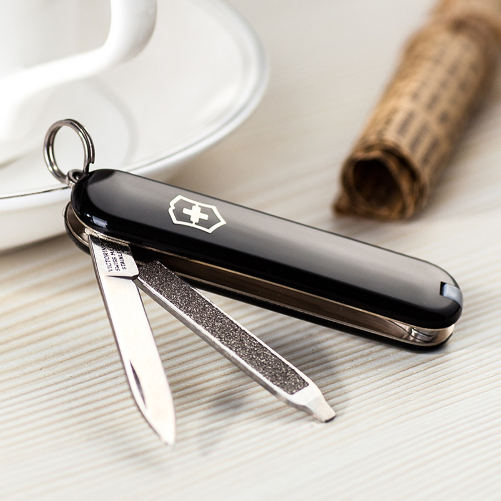 Нож Victorinox Classic Black  SD 0.6223.3