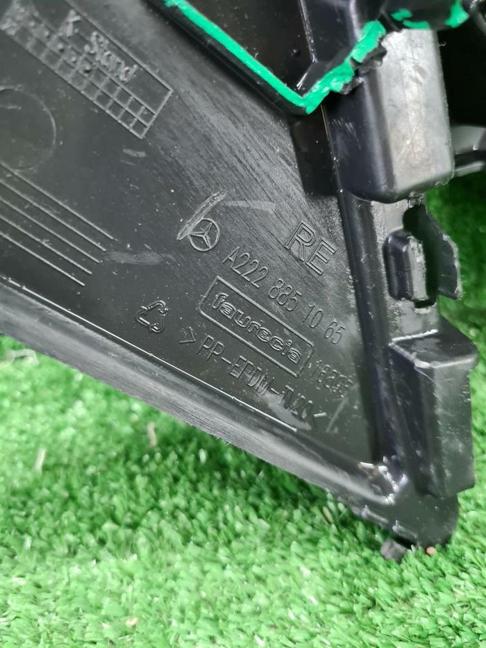 Кронштейн бампера правый Mercedes S W222 (13-17)