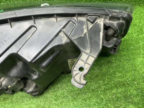 Фара левая Lada Vesta (2022-н.в.) LED