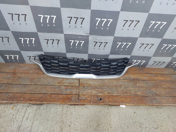 Решетка радиатора Kia Seltos 19-нв Б/У Оригинал 86351Q5000