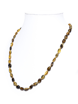 Бусы из янтаря натурального. Длина 45 см, бусины 8 на 5 мм. Янтарные бусы женские лечебные
