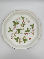 Блюдо 24,5см Wedgwood, Wild Strawberry