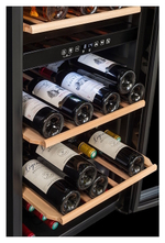 Винный шкаф La Sommeliere SLS90DZ