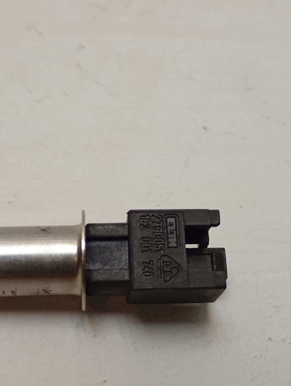 WMSD7105B кт17 Датчик температуры стиральной машины Indesit Ariston C00083915 б/у