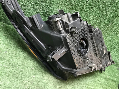 Фара левая Lexus NX 1 (2017-2021) LED