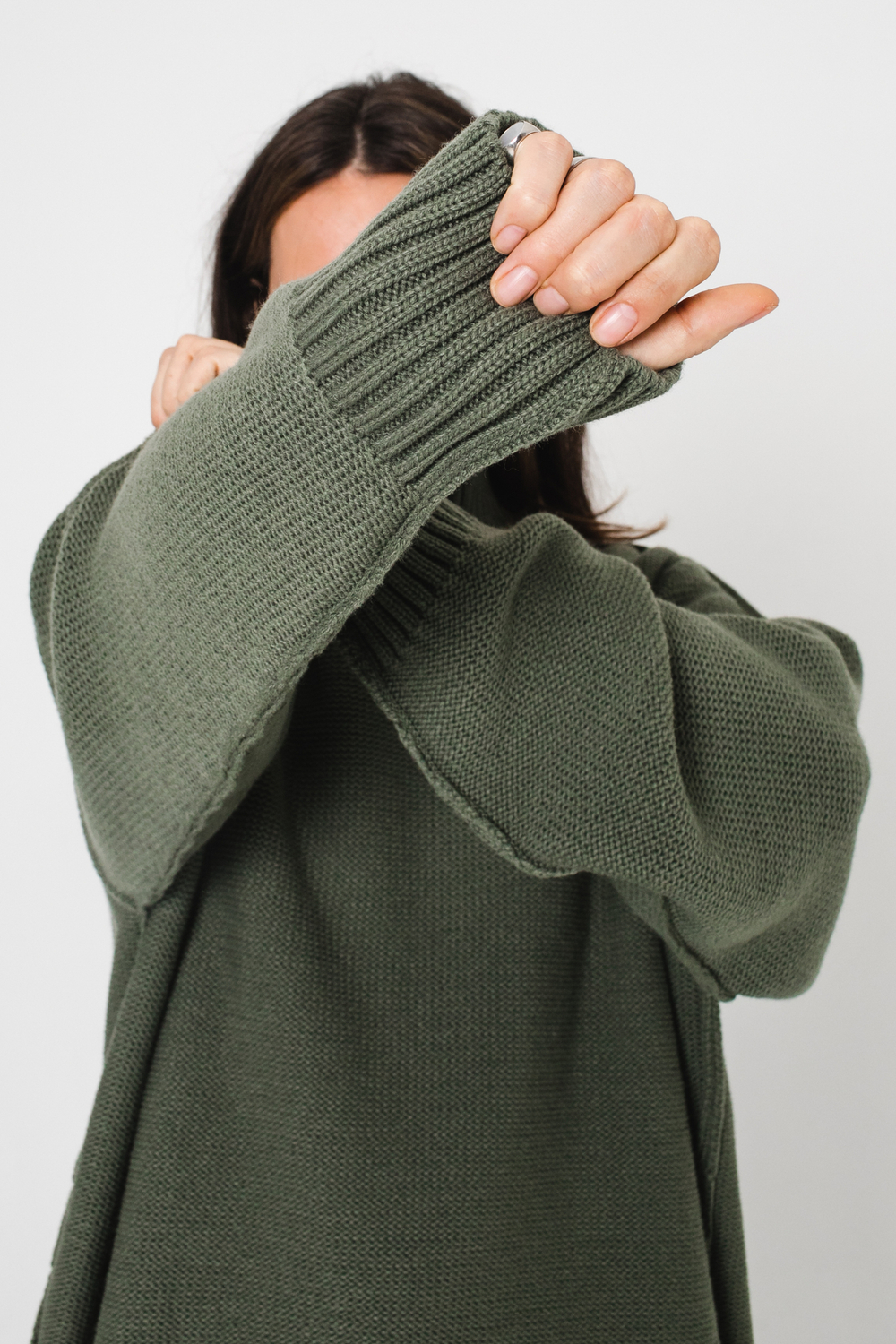 СВИТЕР SWEATER