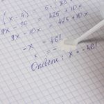 Корректирующая жидкость BRAUBERG "Premium", быстросохнущая, 20 мл, ЯРКО-БЕЛАЯ, с губкой, 224090