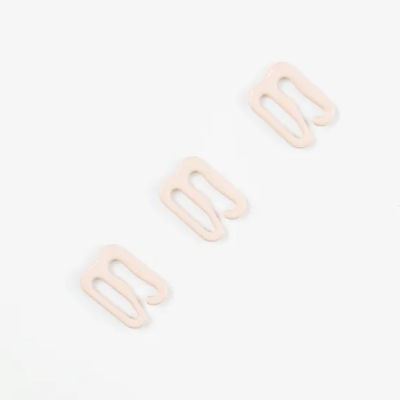 Крючок для бретели бежево-серебристый 10 мм