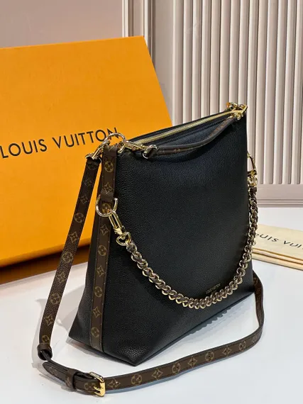 Сумка Louis Vuitton Multipass