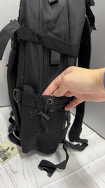 Универсальный тактический рюкзак 30-35л / чёрный