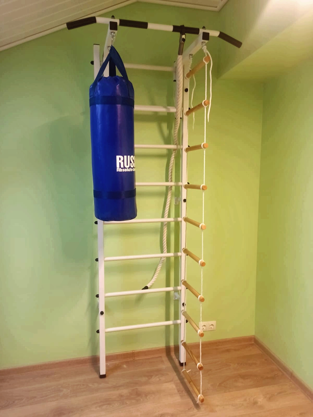 Монтаж шведской стенки Sv Sport в пеноблочные, газоблочные стены