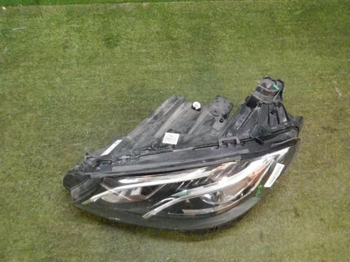 Фара левая Mercedes E W213 (2016-2021) LED