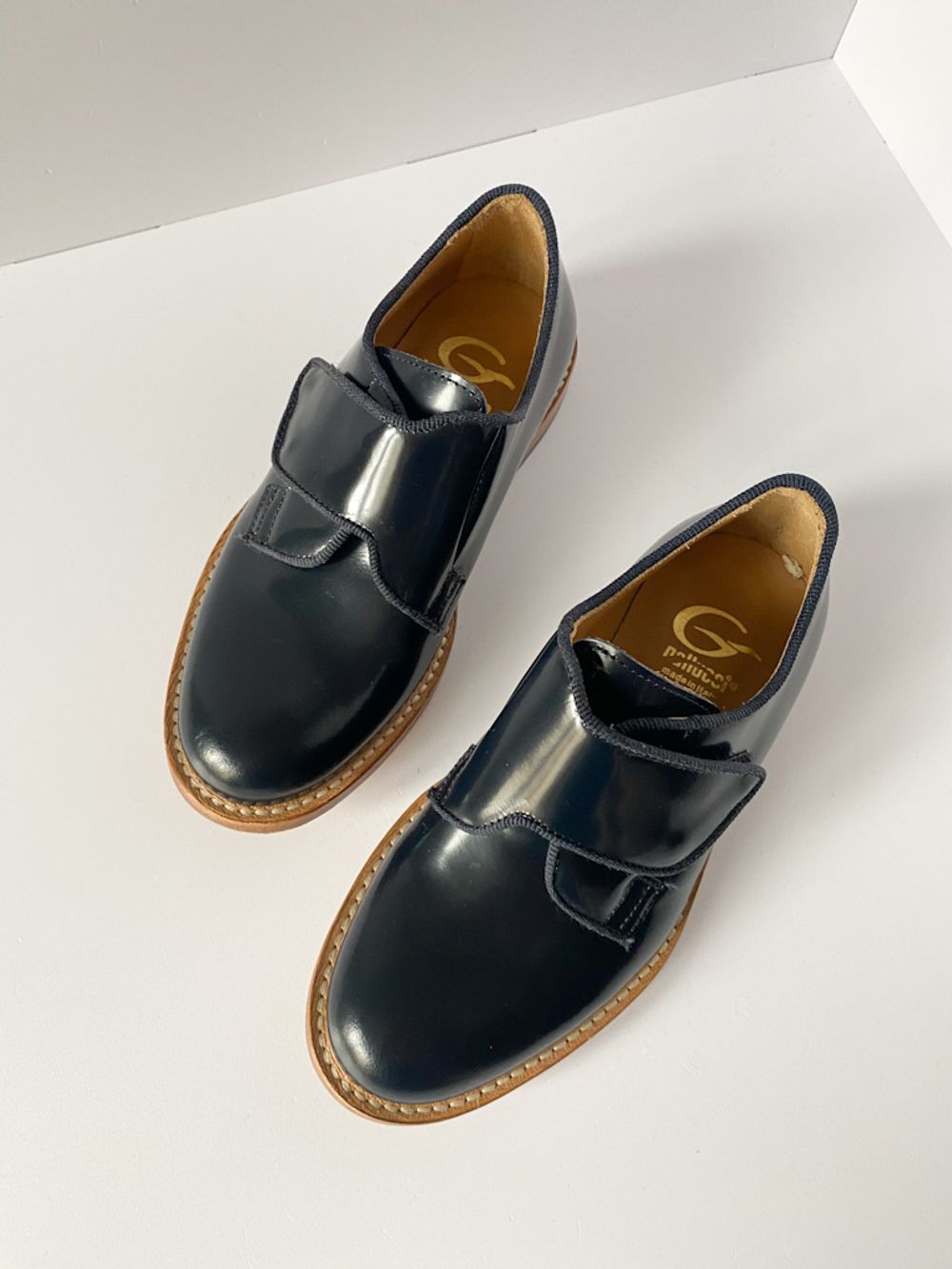 Новые кожаные туфли Gallucci, 29