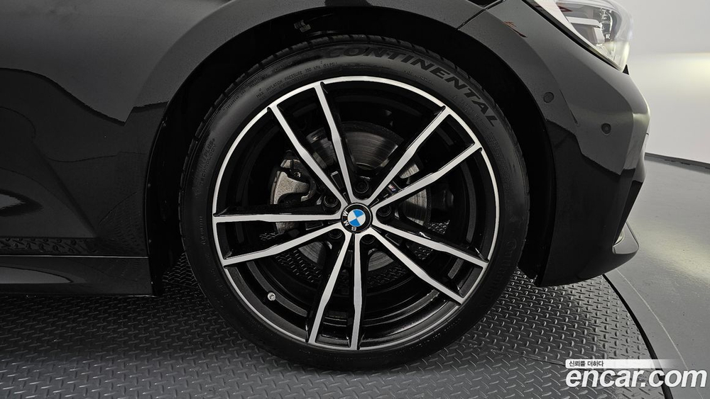 BMW 3 Series (G20) 320i M Sports (08.2022)