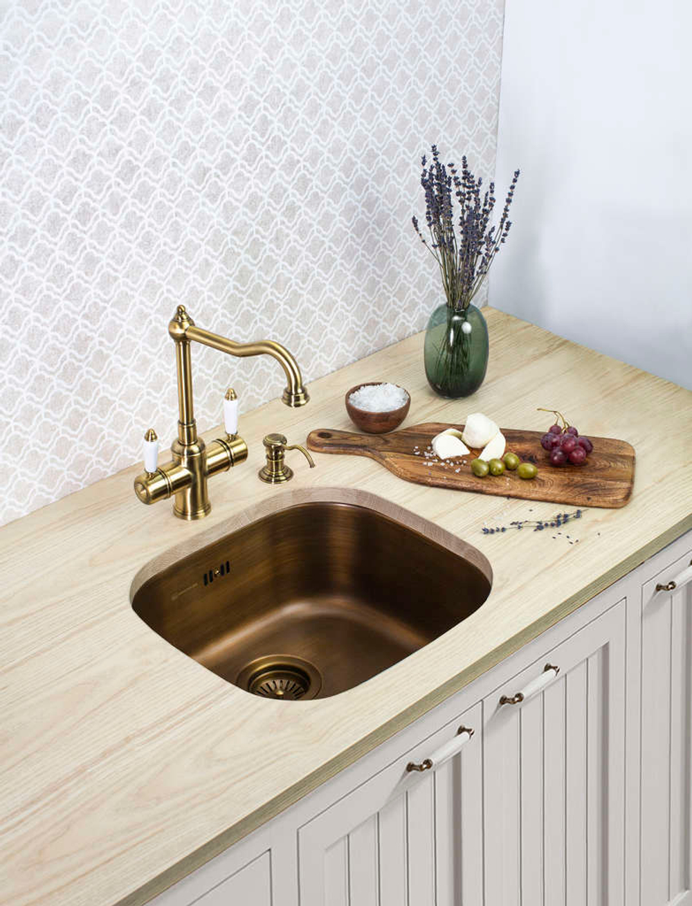 Смеситель Omoikiri Tottori-AB-022