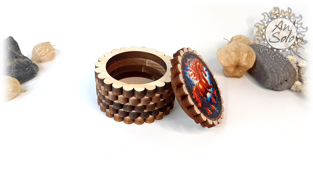 Мини-шкатулка "Огненная грация"