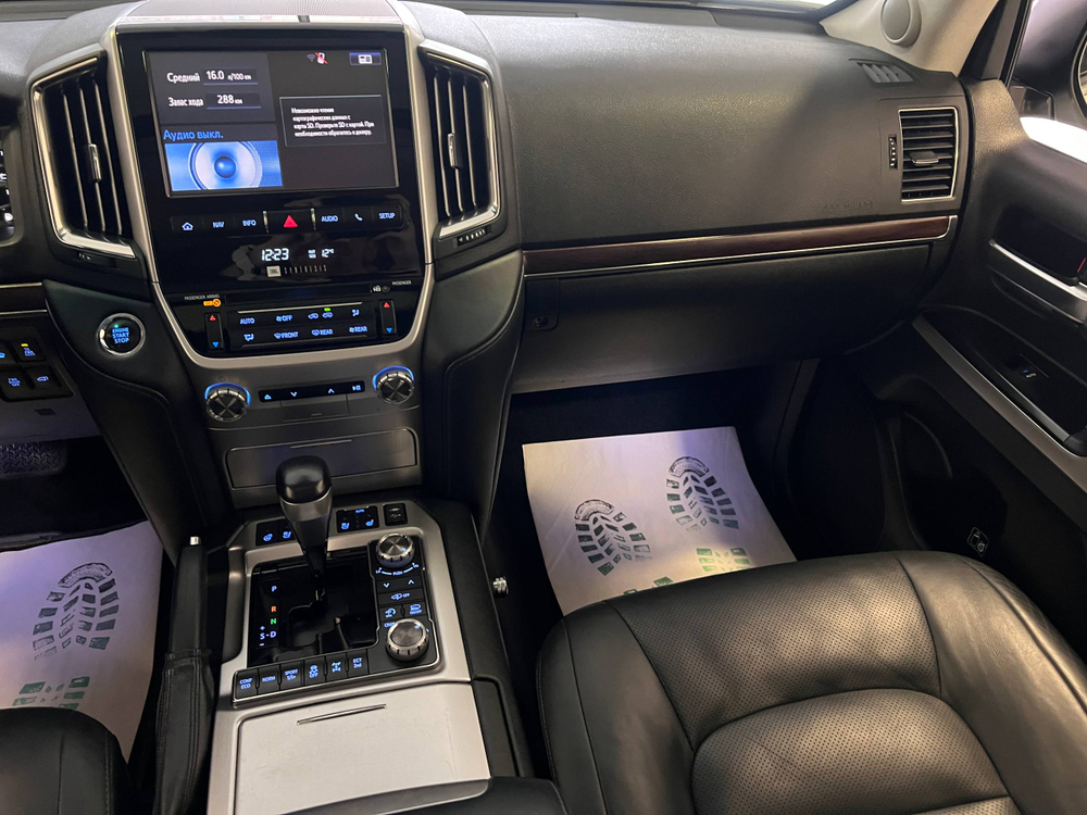 Toyota Land Cruiser, 2016 год