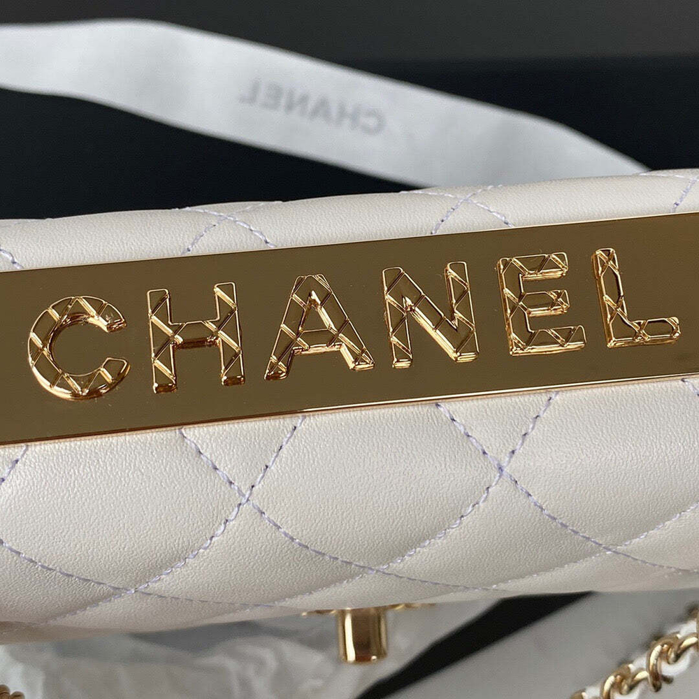 Chanel Woc