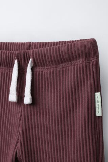 ZARA ОДНОТОННЫЕ ЛЕГИНСЫ С НАШИВКОЙ, СВЕТЛО-СЛИВОВЫЙ