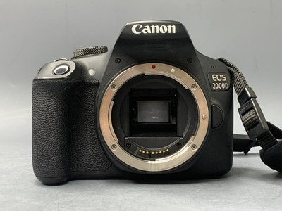 Canon EOS 2000D Body с дефектом