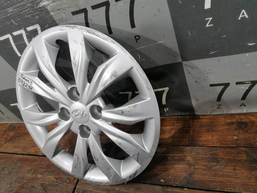 Колпак колеса R15 Hyundai Solaris 2 (HCR) 17-нв Б/У Оригинал 52960H5000
