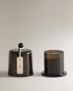 Zara Home Свеча ароматическая Cuir Nuit 140 г, растительный воск, аромат восточный древесный, Коричневый