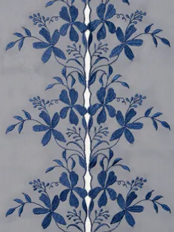 05-113 Вышивка на неэл. сетке 22 см, т.синий (левая)