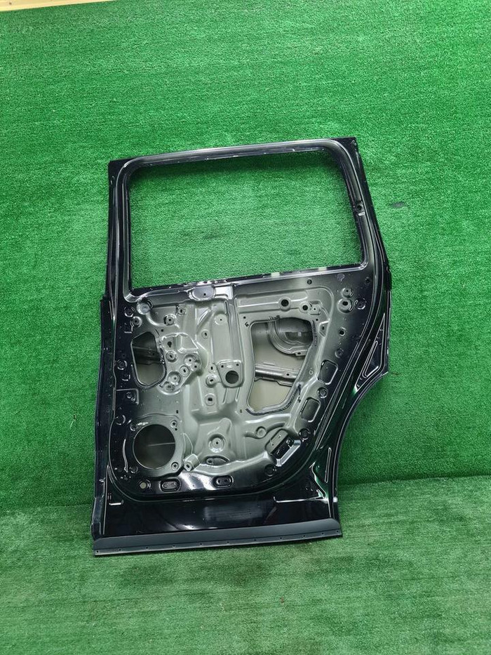 Дверь задняя правая Lixiang L9 (2022-н.в.)