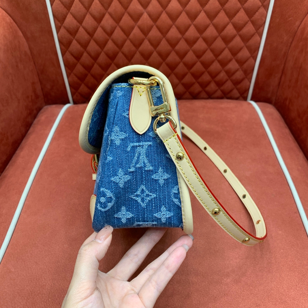 Louis Vuitton Diane