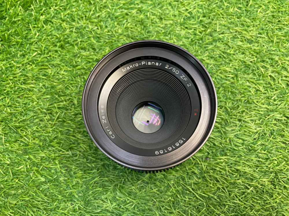 Zeiss Makro-Planar T* 2/50 ZF Nikon F