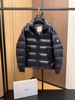 Пуховик Moncler