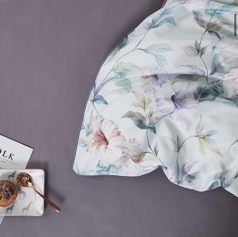 Постельное белье ЕВРО (двуспалка) Египедский Хлопок Белый лепестки сиреневый