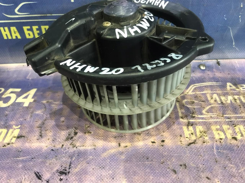 Моторчик печки TOYOTA PRIUS 2003-2011