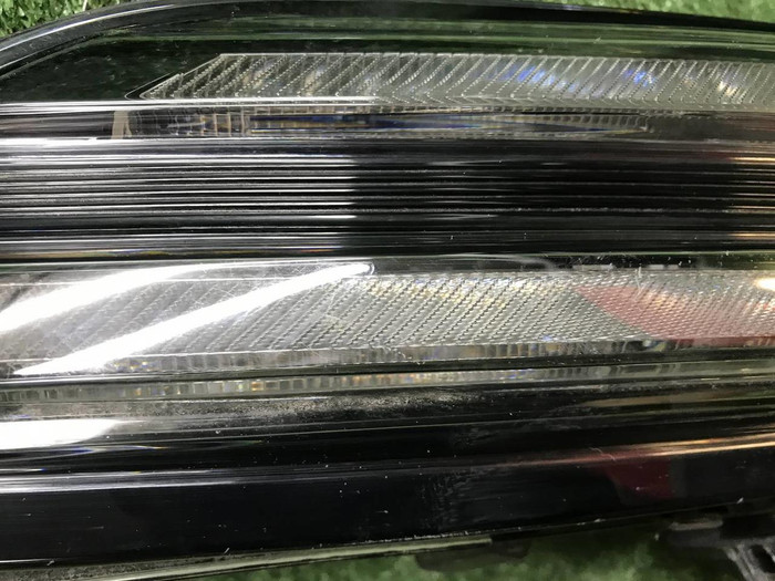 ДХО правый Zeekr 001 (2021-н.в.) LED