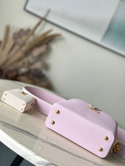 Louis Vuitton Capucines Mini