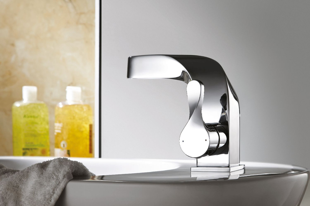 Смеситель для умывальника Bravat Wave