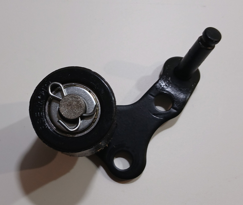 Ролик приводной цепи с кронштейном Мотоцикл BSE Z3