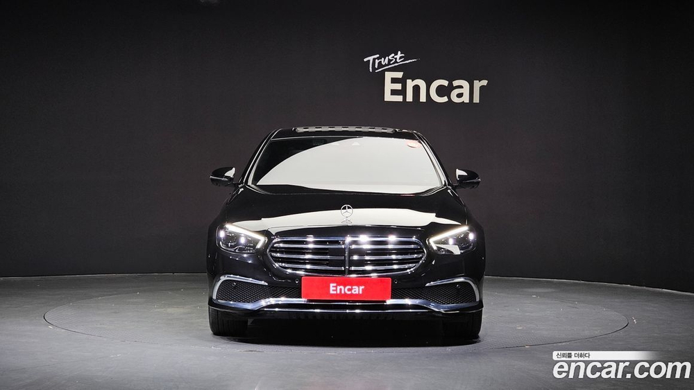 Mercedes-Benz E-Class W213 E300e 4MATIC Exclusive (05.2021)