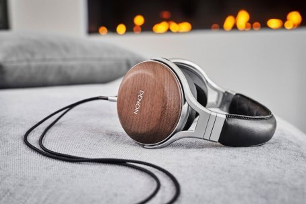 Наушники Denon AH-D7200