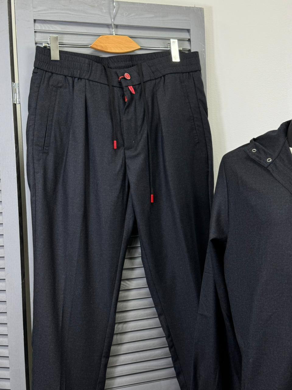 Прогулочный костюм Kiton