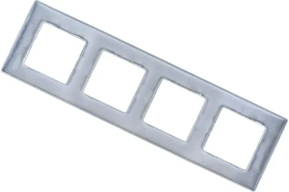 Рамка Legrand Etika 4-постовая алюминий 25624