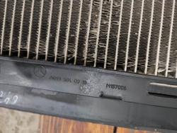 Радиатор кондиционера Mercedes ML GLE (W166), GL GLS (X166) 11-18 Б/У Оригинал A0995000002