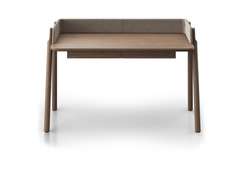 Стол письменный Basic 140*60 см (натуральный дуб, капучино твид)