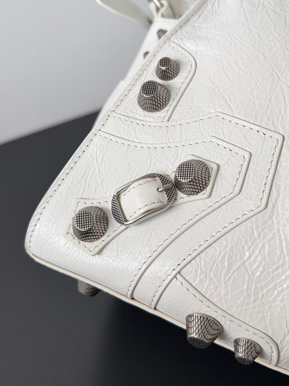 Balenciaga Neo Cagole City Bag 38 cm