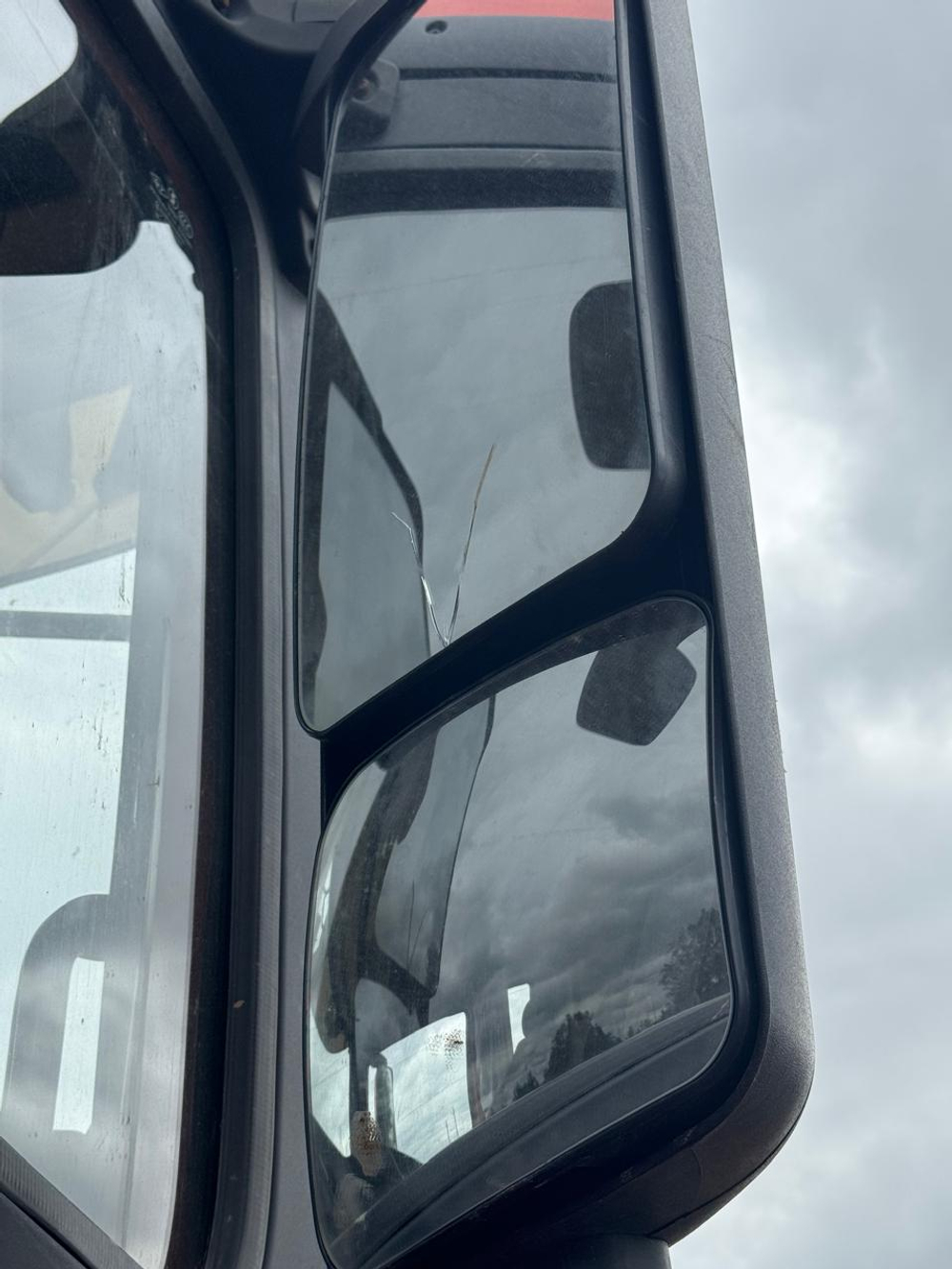 Shacman (Shaanxi) SX* 6x4 Самосвал SX32586T384 (Дизельный, 11,6 л, 369 л.с., МТ)