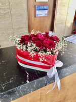 Коробка-сердечко из 17 роз