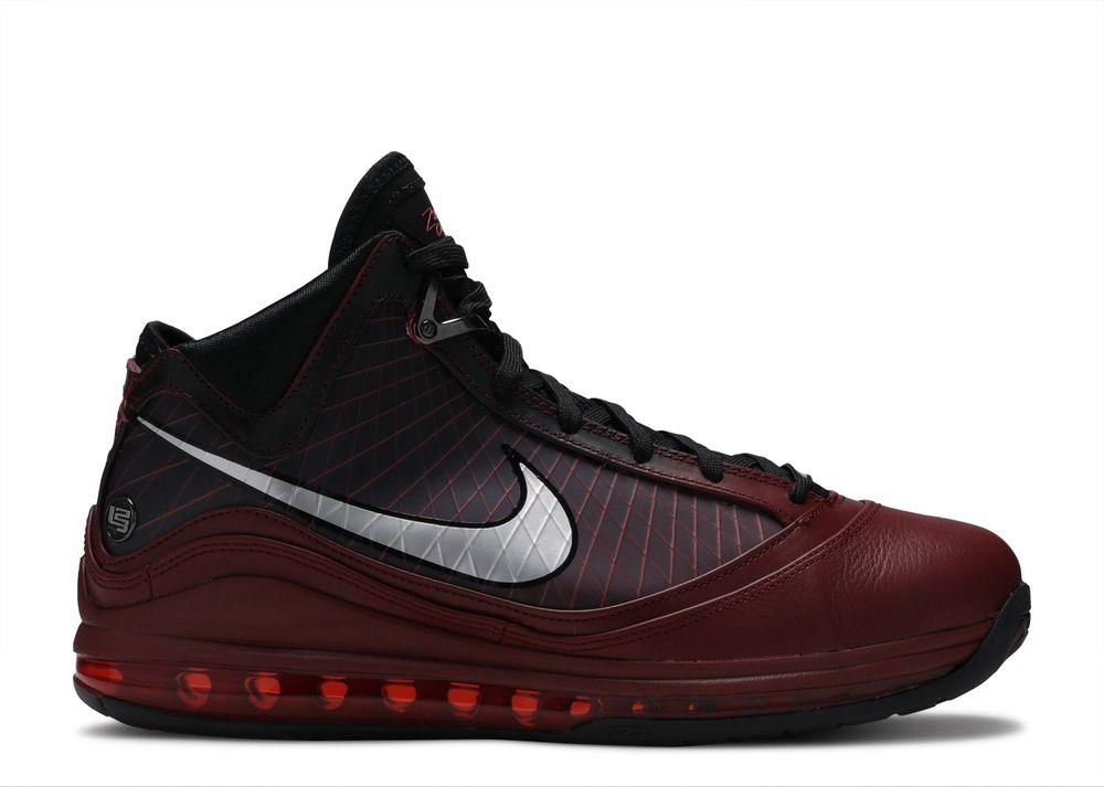 Air Max LeBron 7 Retro QS &#39;Christmas&#39; 2019