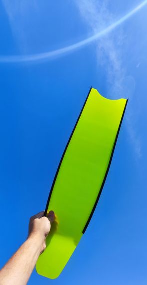 Лопасти Leaderfins Neon Green Ice без наклейки 20° черная отбортовка зеленые