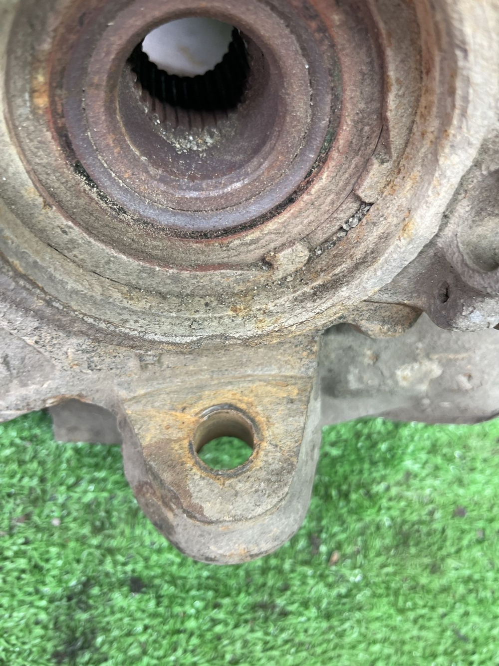 Поворотный кулак правый Toyota Gaia 1998 с пробегом