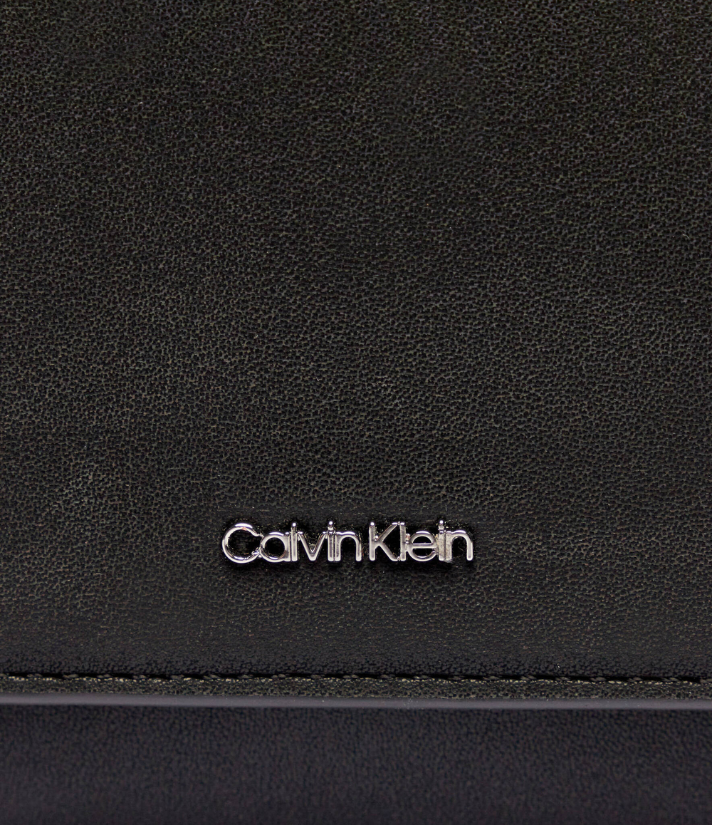 Сумка через плечо Calvin Klein - черный(K60K612902)